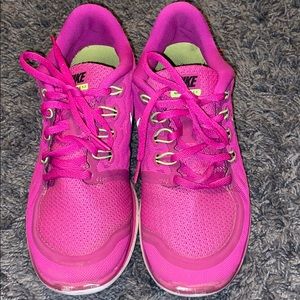 Pink Nike Free Running 5.0